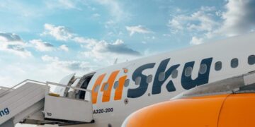 Compania aeriană româno-moldovenească HiSky, singura interesată de oferta CJ Bihor pentru curse externe și spre București