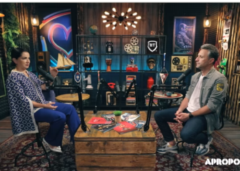 O absolventă de Drept, care a trăit în Dubai, Norvegia, Azerbaidjan, la Moscova, a creat într-o făbricuță din Oradea unul dintre cele mai apreciate branduri de tricotaje de lux din lume