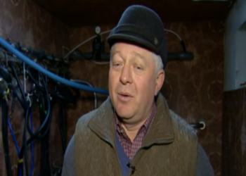 I-au confiscat ștampila cu care fabrica adeverințe.Decizia Tribunalului Bihor în cazul fostului primar care a făcut acord de recunoaștere cu DNA Oradea după ce și-ar fi fabricat adeverințe care atestau că exploatează sute de ha de teren agricol