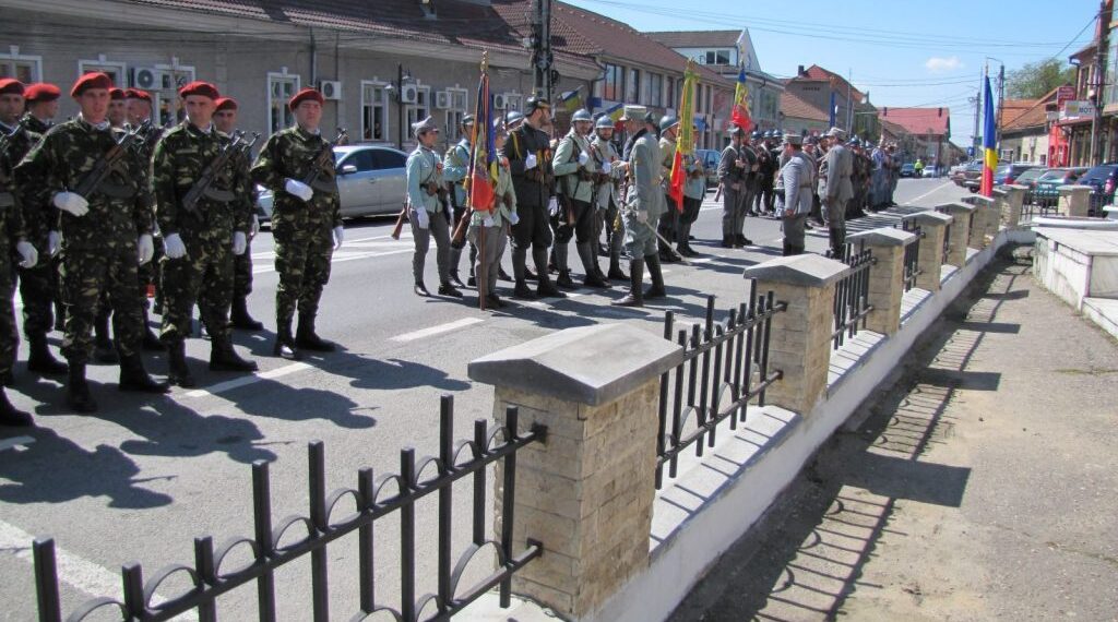 Ziua Națională, sărbătorită în avans la Aleșd, Vadu Crișului, Marghita