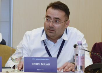 Dorel Dulău, șeful CAS Bihor, atrage atenția că suntem expuși la un mare pericol: rezistența la antimicrobiene. Unul din patru asigurați români au beneficiat de rețete compensate și gratuite de antibiotice