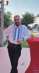 Artistul de muzică populară care a vrut să se sinucidă chiar în timpul unui apel video