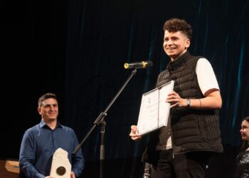 Studentul Anului la Universitatea de Vest Timișoara e șteianul Emanuel Rusu