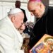 Ce i-a spus Papa Francisc Preasfințitului Virgil Bercea la audiența generală de azi