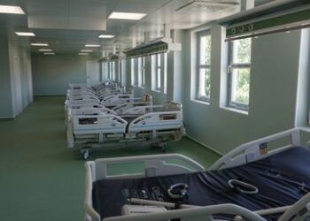 Compartimentul de Terapie intensivă neonatală din Maternitatea Oradea, dotat cu echipamente pentru salvarea mai multor nou-născuți