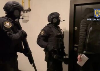 199 de percheziții în 46 de dosare. 210 mandate de aducere.Vizate persoane care se ocupă cu racolare și trafic de persoane pentru muncă forțată și cerșătorie, inclusiv traficanți de minori