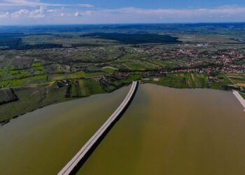 Construcții Erbașu, așteptată să semneze, vineri, contractul pentru lotul Suplacu de Barcău – Chiribiș. Are la dispoziție peste 884 milioane lei și 24 de luni