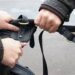 Tâlharul de pe Calea Borșului rămâne în arest preventiv. Împreună cu un puști de 15 ani a jefuit o femeie, în această vară. E client al instanțelor