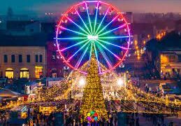 Azi, se aprind luminile în Târgul de Crăciun din Oradea. Care sunt atracțiile din acest an?