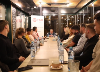 Florian Bodog: Din păcate, unde Dumnezeu a dat un medic, Dracu a dat un coleg