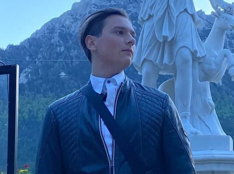 Ambasador în programul „Delegații de Tineret ai României la ONU”, fostul gojdist Tudor Florea, student la Viena, ofertă pentru bihoreni