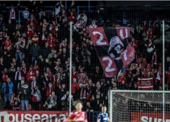 UTA alege Sibiul pentru viitorul meci. Rednic s-a plâns, în trecut de nocturnă și de gazon