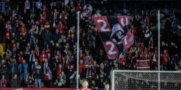 UTA alege Sibiul pentru viitorul meci. Rednic s-a plâns, în trecut de nocturnă și de gazon