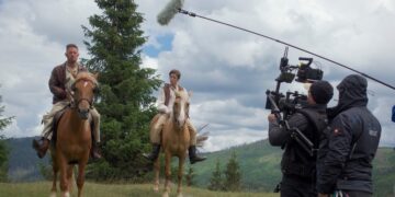 Regizorul salontan Marian Crișan, deținător al VIDEO. Palme d’Or la Festivalul de Film de la Cannes, întâlnire cu bihorenii la Cinema Palace. Warboy, cel mai recent film al său, vizionare în prezenâa echipei