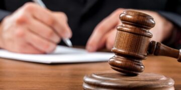 Măsura arestării preventive în cazul existenței suspiciunii rezonabile că după punerea în mişcare a acţiunii penale împotriva sa, inculpatul a săvârşit cu intenţie o nouă infracţiune sau pregăteşte săvârşirea unei noi infracțiuni | Practică neunitară