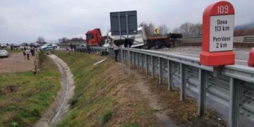 Accident mortal la Rieni, patru victime