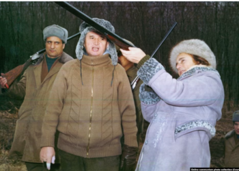 De la „Lenuța lui Briceag”, prima-doamnă a țării. De la semianalfabetă la „savantă de renume mondial”. Legendele Ceaușeștilor explicate orădenilor de universitarul care a studiat în arhive intimitatea fostului cuplu prezidențial