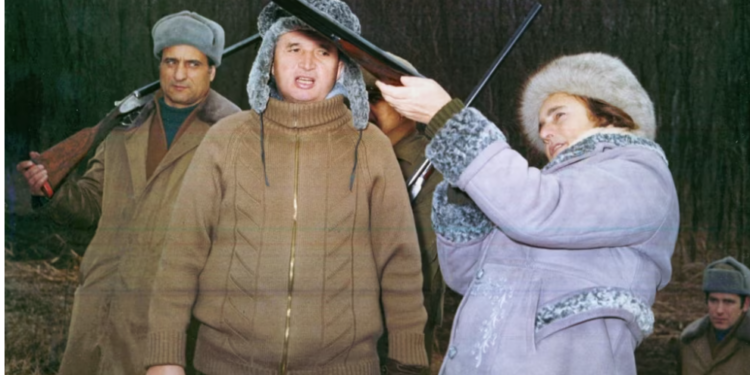 De la „Lenuța lui Briceag”, prima-doamnă a țării. De la semianalfabetă la „savantă de renume mondial”. Legendele Ceaușeștilor explicate orădenilor  de universitarul care a studiat în arhive intimitatea fostului cuplu prezidențial