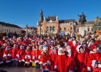 Colindul moșilor în Piața Unirii