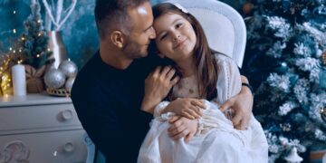 VIDEO. GALERIE.“Singurătate în noaptea de Crăciun”. FLORIN GHERLEA colindă pentru prima oară alături de fiica sa, CEZARA