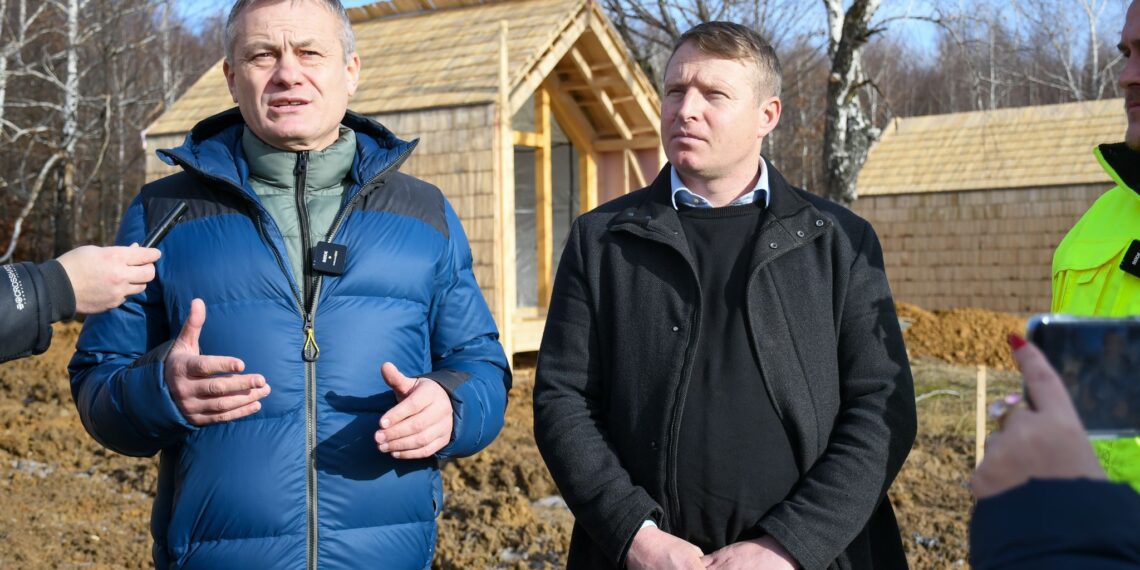 Investiții din materiale naturale în zona Muntele Șeș, la Șinteu și Aușeu. Traseu off-road de 1,7 km