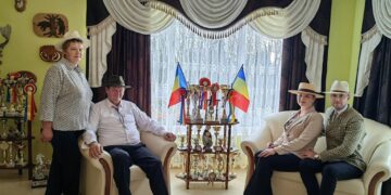 Absolventă a trei facultăți – Drept, Protecția Mediului și Silvicultură, șefă de promoție la două dintre ele, Natalia Fitero Balotă e moștenitoarea celei mai mari herghelii de cai semigrei din România, la Săcueni