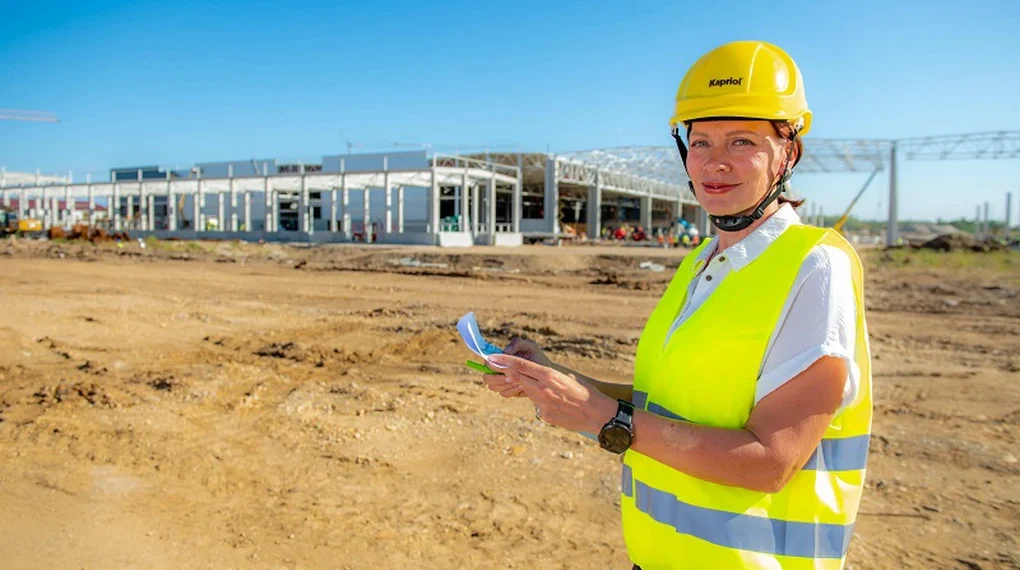 Compania care se angaja să dea salarii de mii de euro face angajări. 350 de posturi libere în Oradea