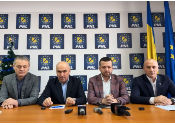 Bolojan menține suspansul pe scena politică. Va anunța abia la vară