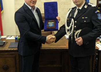 Prefectul Țiplea, premiat de Serviciul de Telecomunicații Speciale pentru eforturile depuse în protejarea intereselor naționale