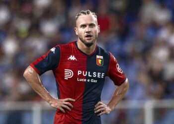Aflat pe picior de plecare de la Genoa, George Pușcaș e  vizorul a trei cluburi din liga secundă a campionatului de fotbal al Italiei