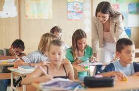 Se schimbă structura anului şcolar 2024-2025, când vor fi cursuri și când vacanțe