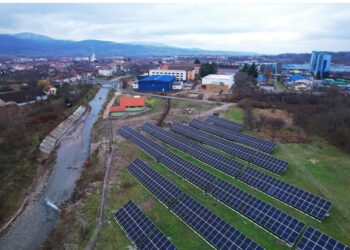 Hub de construcții independent energetic la Ștei