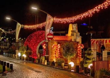 Târgul din Bihor unde turiștii experimentează magia Crăciunului cu colinde și obiceiuri tradiționale