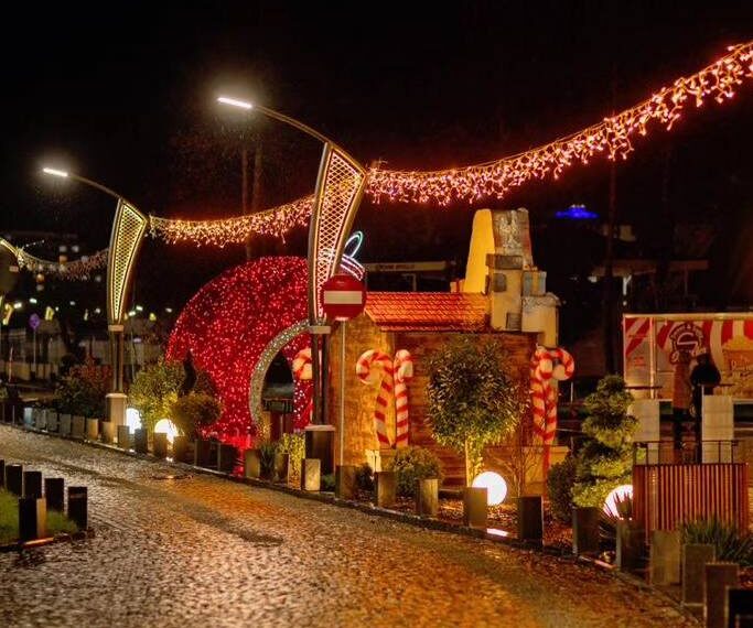 Târgul din Bihor unde turiștii experimentează magia Crăciunului cu colinde și obiceiuri tradiționale