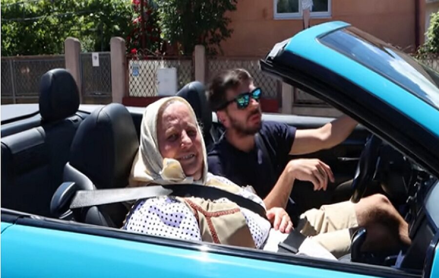 Tanti Lenuța și soția lui Mircea Bravo, la spital după ce vlogger-ul a intrat cu mașina într-un stâlp, în zona Beiuș-Roșia