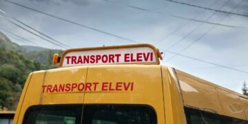 CNCD a amendat Ministerul Educației pentru discriminarea elevilor navetiști