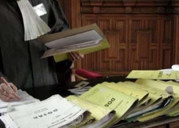 Instanţa învestită cu o cerere de suspendare provizorie a executării este obligată să îşi verifice competenţa