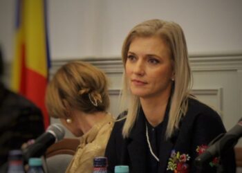 Soluții propuse de ministra Justiției pentru soluționarea în țară a contractelor de mandat încheiate de companiile de stat din România și nu în instanțele internaționale
