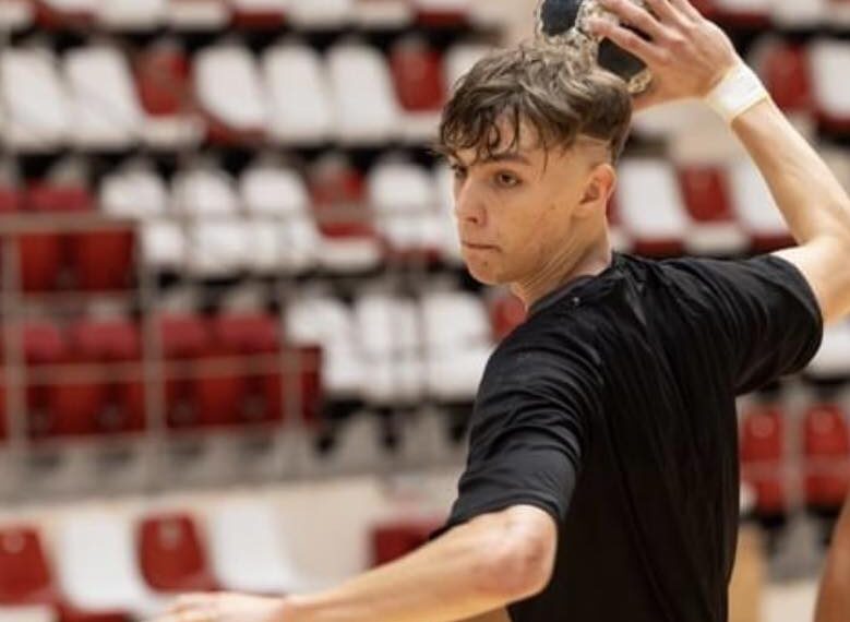 Armin -Raoul Tăut, orădeanul din lotul național care joacă acum calificarea la Campionatul european de handbal