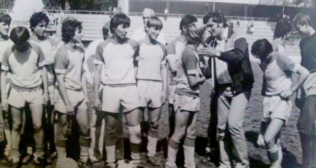 Fotbalistul lansat la Minerul Ștei, fost director al LPS Bihorul 30 de ani, Gheorghe Bulc joacă de azi în echipa îngerilor