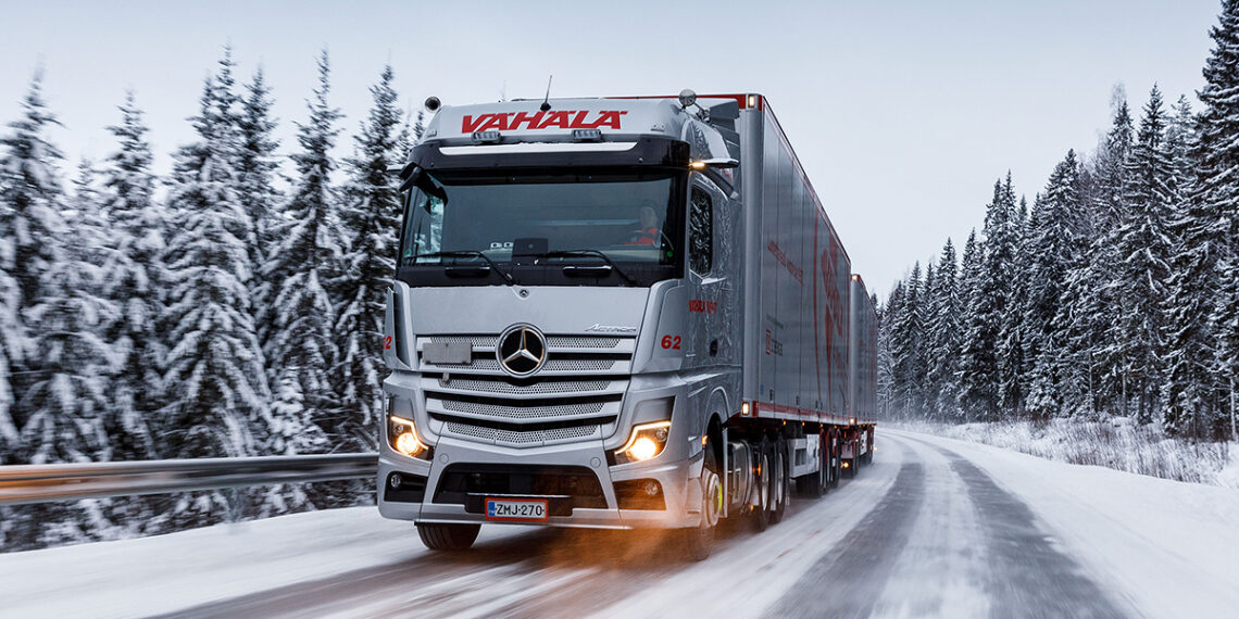 Noile tarife de RCA pentru camioanele peste 16 tone