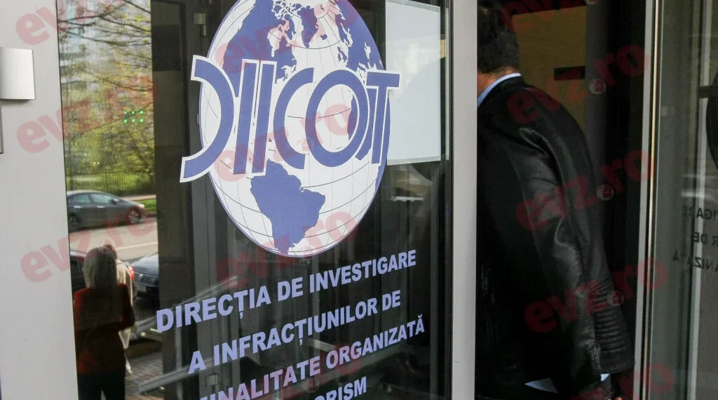 Percheziții DIICOT la un bărbat care de doi ani lansa amenințări în scop terorist