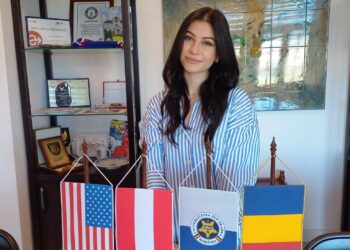 Studenta cu trei cetățenii de la U Oradea. Dominique Faina s-a născut în State și a crescut în Austria. Vrea să fie profesor de germană în Oradea