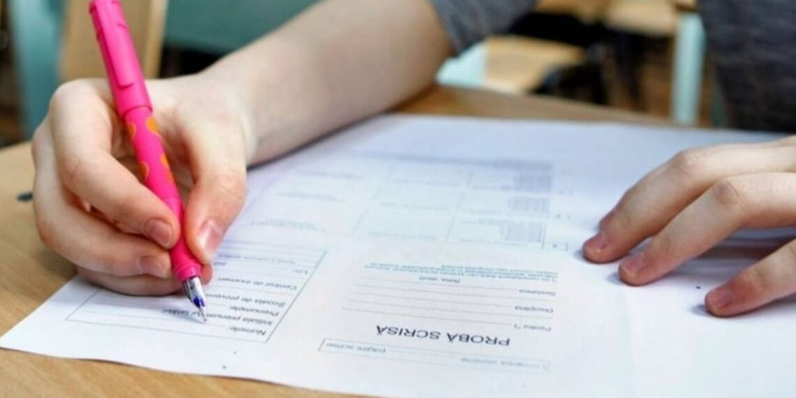 Schimbări la Evaluarea Naţională 2024 şi Bacalaureat 2024