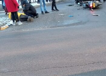 Un distribuitor de hrană lovit de un SUV în Rogerius