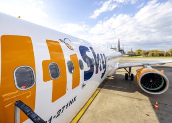 HiSky, compania care va face zboruri de la Oradea, anunță că a adaptat programul zborurilor din Cluj și Chișinău către București, pentru o conexiune rapidă cu zborul de New York