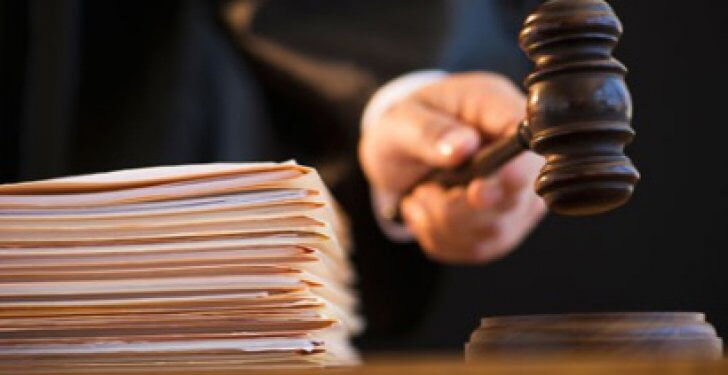 În cazul acţiunii în revendicare imobiliară a unui bun proprietate comună pe cote-părţi Codul civil instituie o excepţie de la opozabilitatea hotărârii judecătoreşti | Jurisprudență ÎCCJ