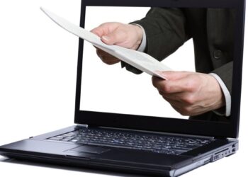 Cetăţenii din afara graniţelor ţării pot accesa servicii consulare online