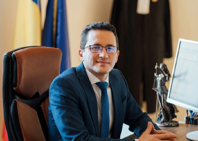 Concurs de admitere în magistratură pentru 75 de posturi de judecător, 42 de posturi de procuror. Câte sunt în Bihor