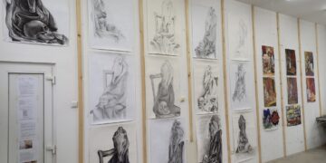 Studenții orădeni de la Arte Vizuale din nou în fața publicului – viitorii artiști tot mai interesați de noile tehnologii